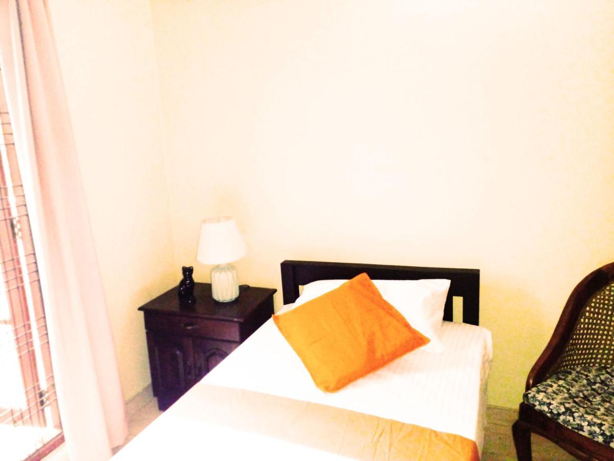 The Tourist Balcony Apartment เนกอมโบ ภายนอก รูปภาพ