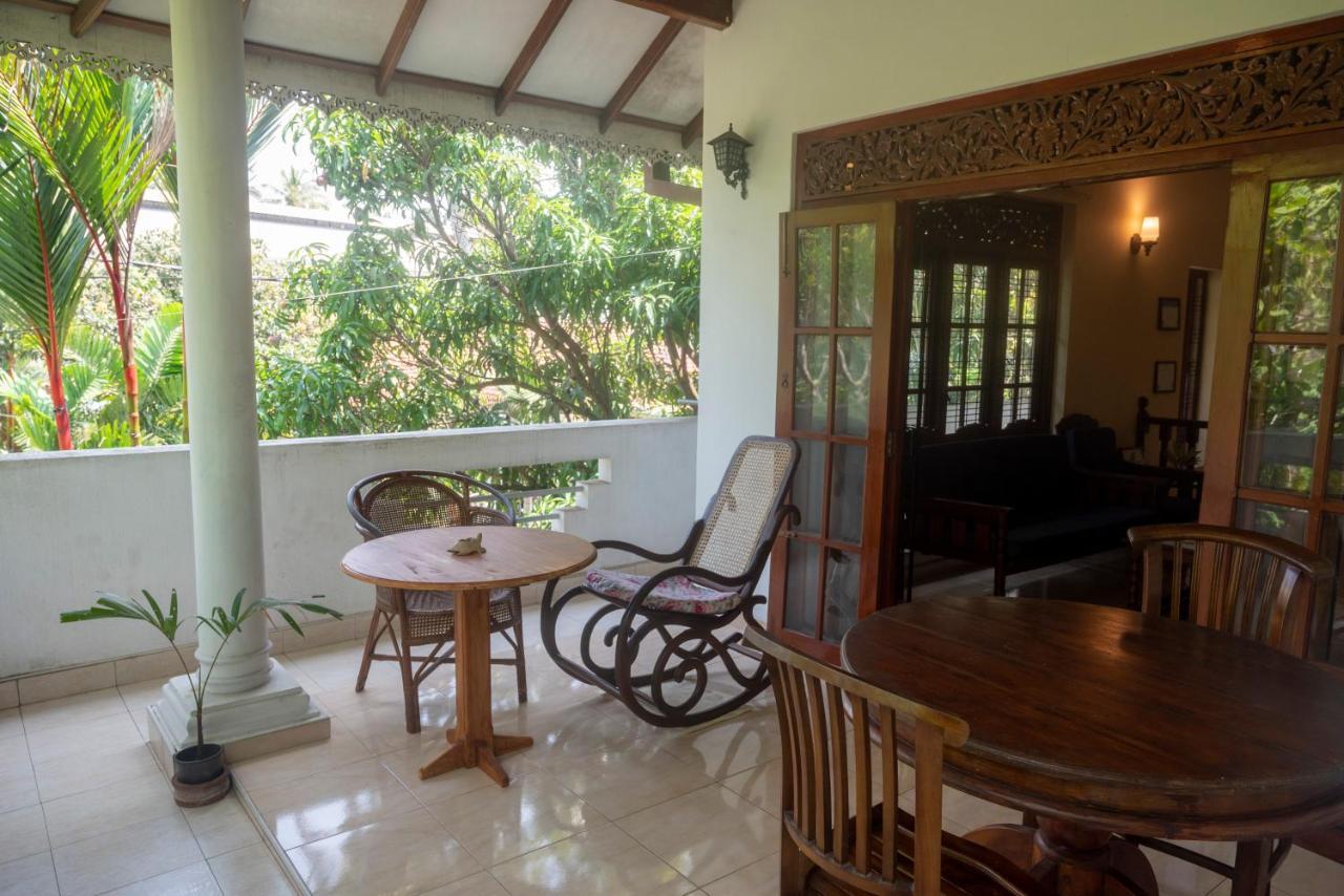 The Tourist Balcony Apartment เนกอมโบ ภายนอก รูปภาพ